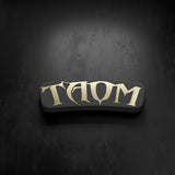 Taom Magnetite Combo Billiard Chalk Holder and V10 Chalk Green